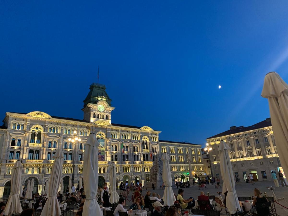 Appartamento Trieste San Giusto Bagian luar foto